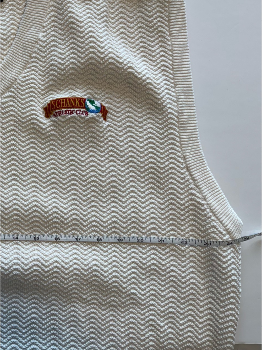Vintage Schank’s Athletic Club Knit Sweater Vest Cream XL - Picture 6 of 8